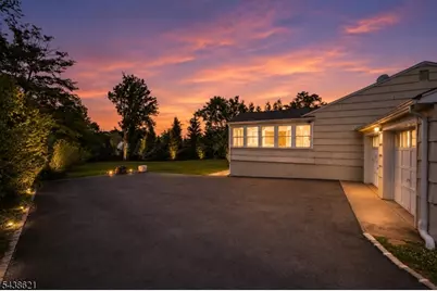 263 White Oak Ridge Rd, Millburn, NJ 07078 - Photo 21