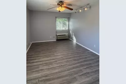 22 Bolton Ct, Franklin Township, NJ 08873 - Photo 15
