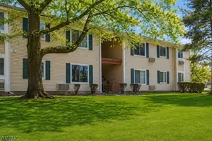 22 Bolton Ct, Franklin Township, NJ 08873 - Photo 1