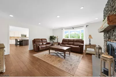 104 Howell Dr, Branchburg Township, NJ 08876 - Photo 5