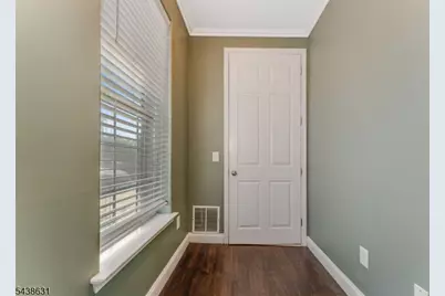141 Limerick Ln, Lopatcong Township, NJ 08865 - Photo 15