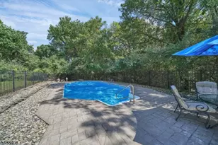 28 Ranney Rd, Washington Township, NJ 07853 - Photo 35