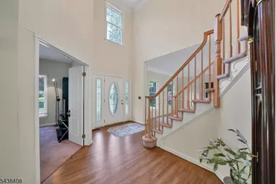 28 Ranney Rd, Washington Township, NJ 07853 - Photo 3