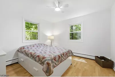 9 Juniper Trl, Kinnelon, NJ 07405 - Photo 17