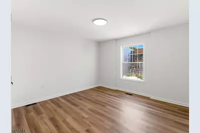 736 S 19th, Newark, NJ 07103 - Photo 11