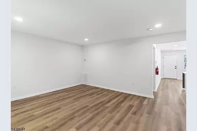 736 S 19th, Newark, NJ 07103 - Photo 3