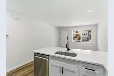 736 S 19th, Newark, NJ 07103 - Photo 5