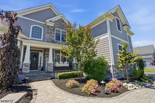 18 Waterford Way, Middletown, NJ 07738 - Photo 3