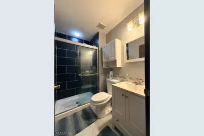 19 Spencer St, Franklin Township, NJ 08873 - Photo 17