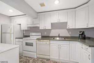 18 Old Wolfe Rd, Mount Olive, NJ 07828 - Photo 27