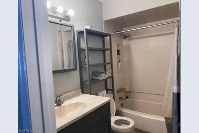 105 Newark Pompton Tpke #B24, Pequannock Township, NJ 07440 - Photo 5