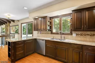 6 Green Hills Rd, Mendham Township, NJ 07945 - Photo 23