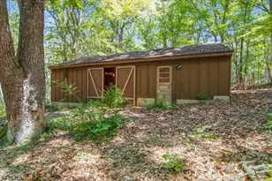 6 Green Hills Rd, Mendham Township, NJ 07945 - Photo 5