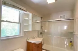40 Amherst Pl, Livingston, NJ 07039 - Photo 9