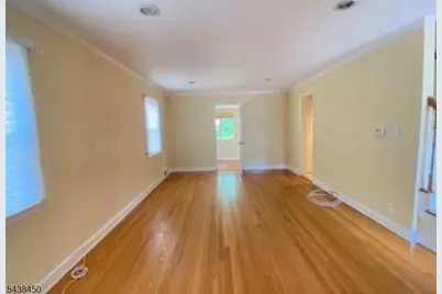 40 Amherst Pl, Livingston, NJ 07039 - Photo 7