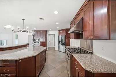 100 Kimball Ave, Livingston, NJ 07039 - Photo 15