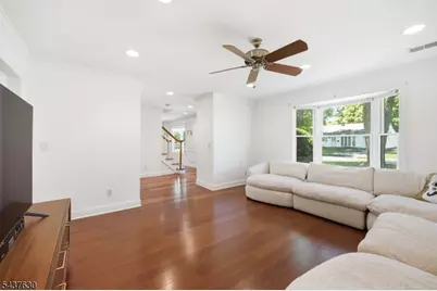 100 Kimball Ave, Livingston, NJ 07039 - Photo 27