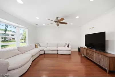 100 Kimball Ave, Livingston, NJ 07039 - Photo 25