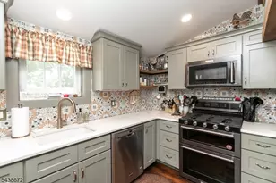 36 Main St, Mount Olive, NJ 07836 - Photo 7
