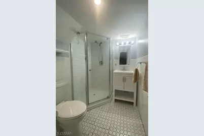 151 Minna Ave, Woodbridge Township, NJ 07001 - Photo 13