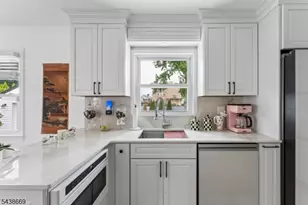 151 Minna Ave, Woodbridge Township, NJ 07001 - Photo 13