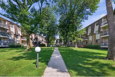 1190 W St George Ave #C34, Linden, NJ 07036 - Photo 19
