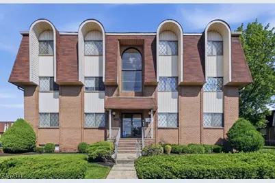 1190 W St George Ave #C34, Linden, NJ 07036 - Photo 1