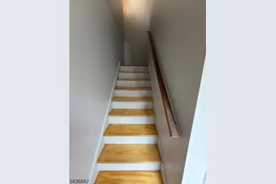 213 Lakeview Ave, Clifton, NJ 07011 - Photo 9
