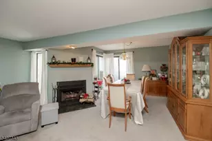 55 Kensington Ct, Washington Township, NJ 07840 - Photo 11