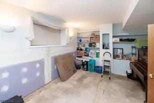 55 Kensington Ct, Washington Township, NJ 07840 - Photo 25