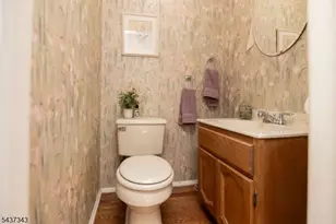 55 Kensington Ct, Washington Township, NJ 07840 - Photo 7