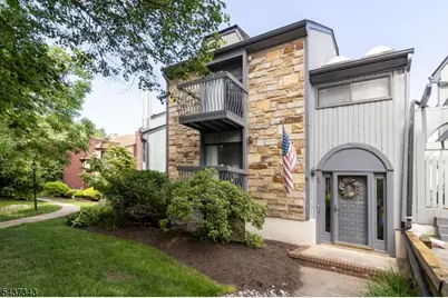 55 Kensington Ct, Washington Township, NJ 07840 - Photo 1