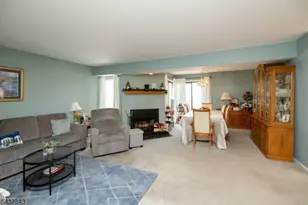55 Kensington Ct, Washington Township, NJ 07840 - Photo 9