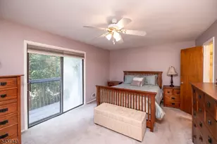 55 Kensington Ct, Washington Township, NJ 07840 - Photo 17