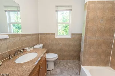 145 Alexander St, Newark, NJ 07106 - Photo 17