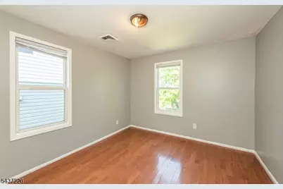 145 Alexander St, Newark, NJ 07106 - Photo 15