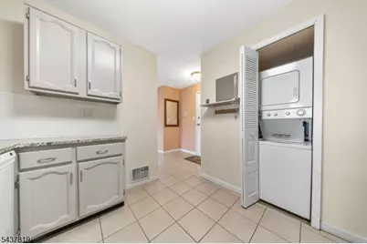 1190 W St George Ave #C43, Linden, NJ 07036 - Photo 19