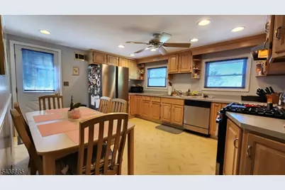 29 Fox Trl, Hardyston Township, NJ 07460 - Photo 11