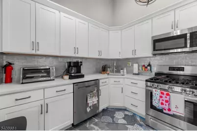 59 Locust Ave, Fanwood, NJ 07023 - Photo 15