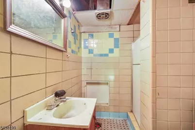 236 Hickory Ave, Garwood, NJ 07027 - Photo 25