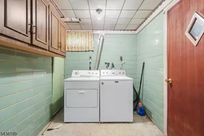 236 Hickory Ave, Garwood, NJ 07027 - Photo 23