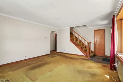 236 Hickory Ave, Garwood, NJ 07027 - Photo 5