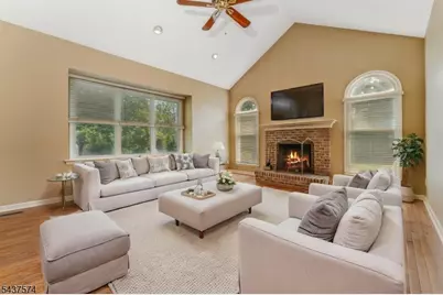23 Neshanic Dr, Raritan Township, NJ 08551 - Photo 9
