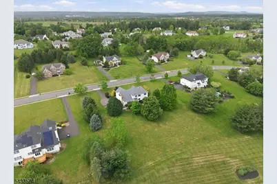 23 Neshanic Dr, Raritan Township, NJ 08551 - Photo 25