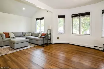 532 2nd  St, Carlstadt, NJ 07072 - Photo 9
