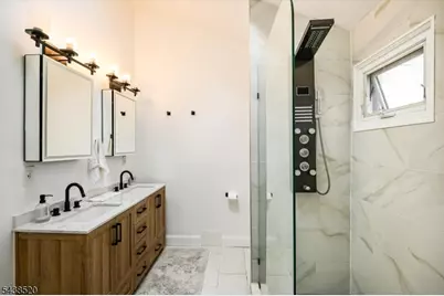 532 2nd  St, Carlstadt, NJ 07072 - Photo 23