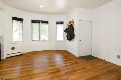 532 2nd  St, Carlstadt, NJ 07072 - Photo 7