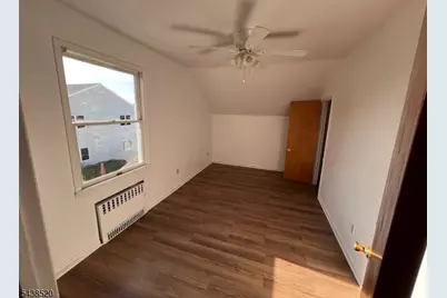 532 2nd  St, Carlstadt, NJ 07072 - Photo 33