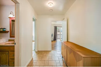 532 2nd  St, Carlstadt, NJ 07072 - Photo 17