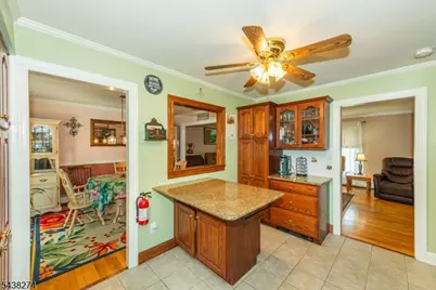 21 Whitegate Rd, Roxbury Township, NJ 07876 - Photo 13